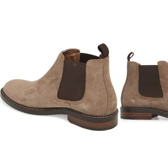1901 | Shoes | 91 Brooks Chelsea Boots 